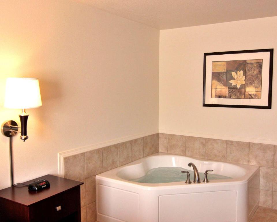 Red Lion Inn & Suites Eugene Zewnętrze zdjęcie